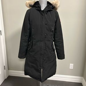 Canada Goose Coat. Size M Black